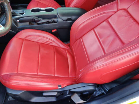 2020 Ford Mustang EcoBoost