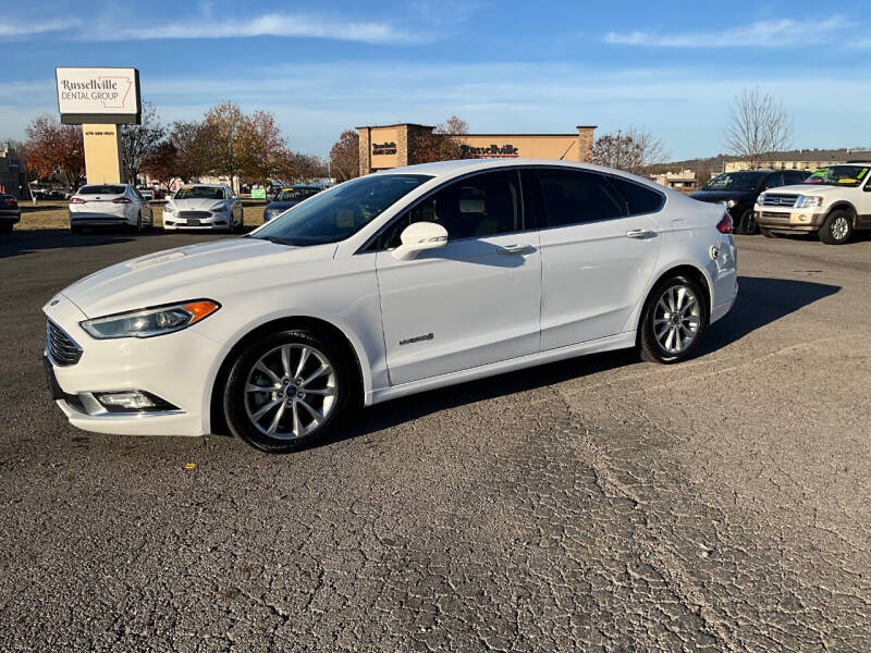 2017 Ford Fusion Hybrid SE