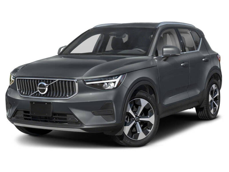 2025 Volvo XC40 B5 Plus Bright Theme