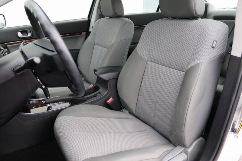 2010 Mitsubishi Galant ES