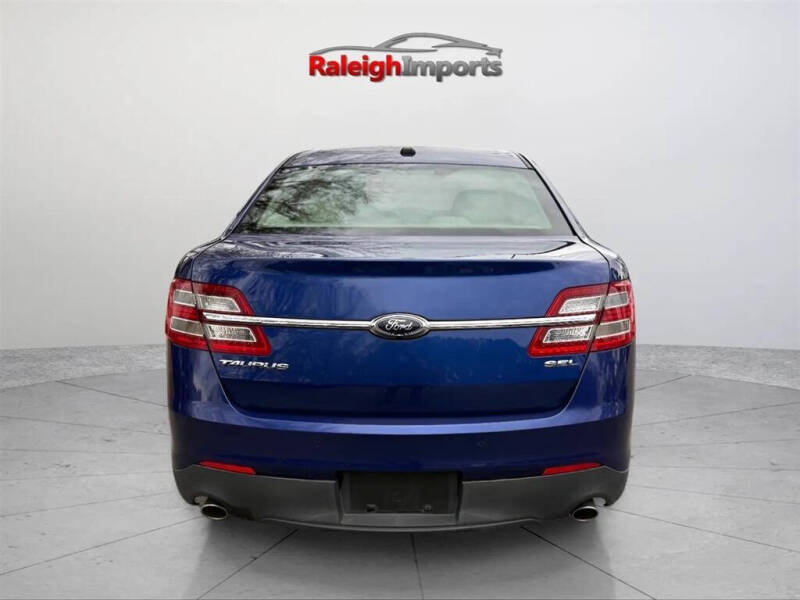 2013 Ford Taurus SEL
