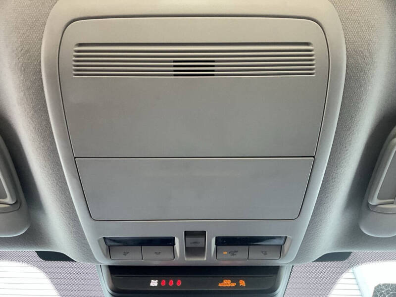 2025 Mazda Mazda3 Sedan 2.5 S Carbon Edition