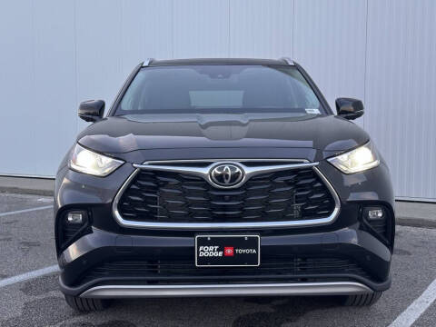 2026 Toyota Highlander Platinum
