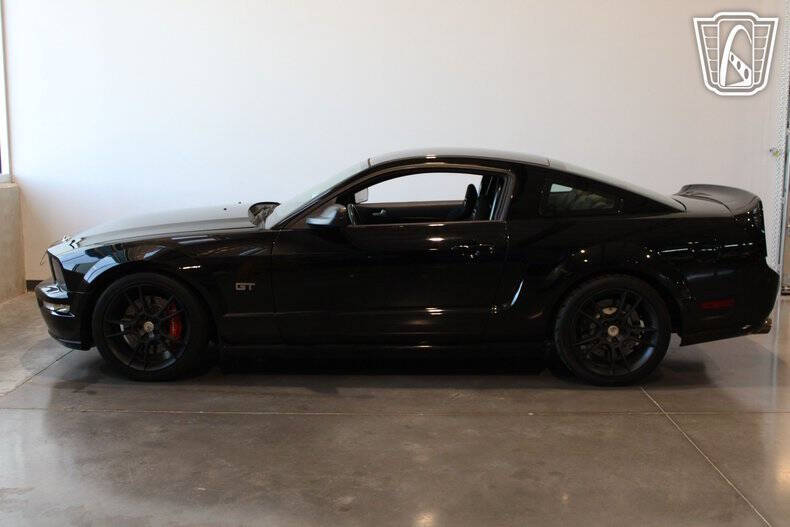2005 Ford Mustang