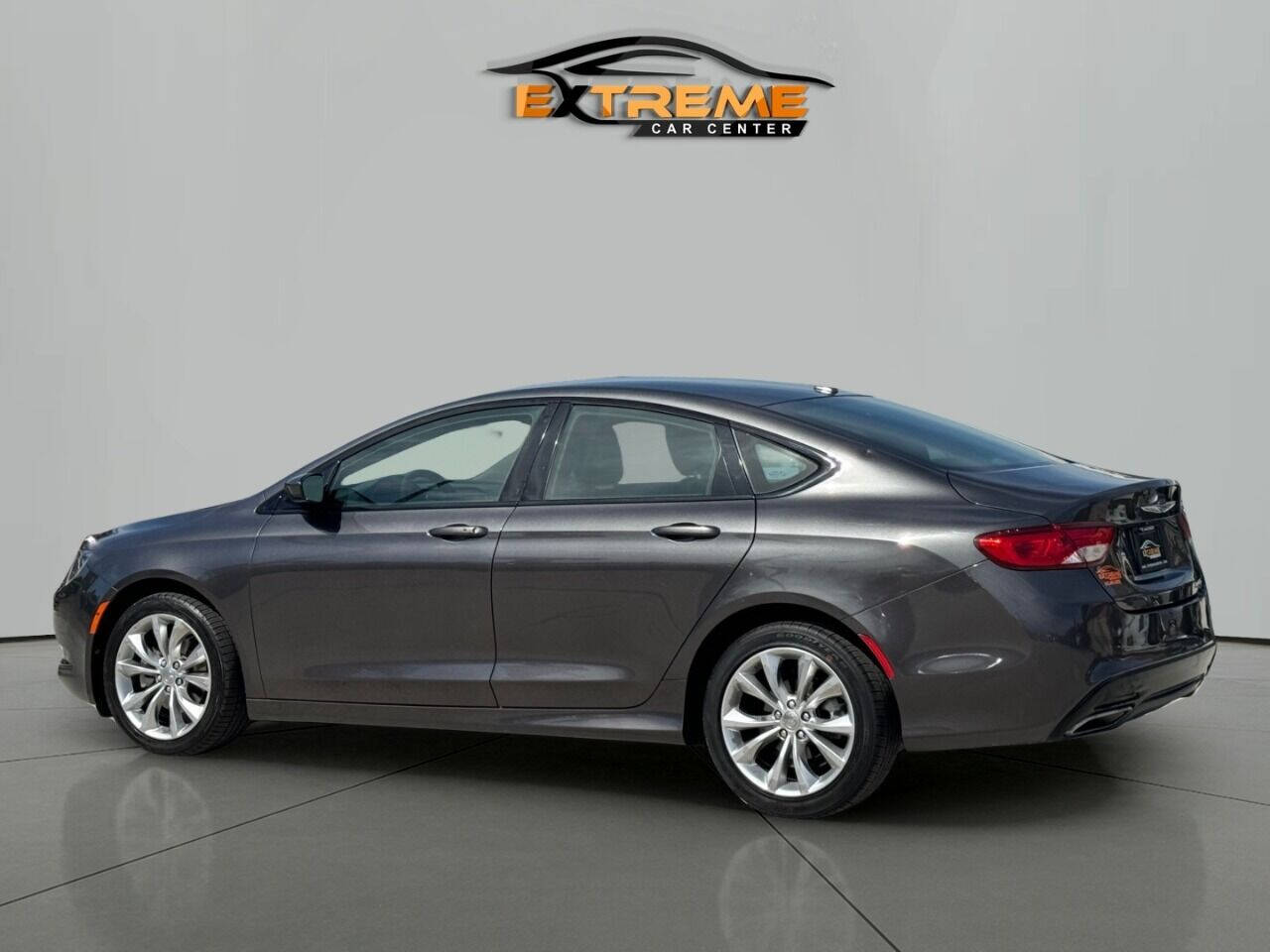 2015 Chrysler 200 for sale at Extreme Car Center in Detroit, MI