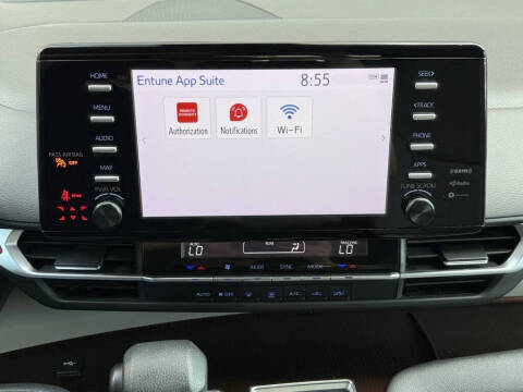 2021 Toyota Sienna LE 8-Passenger