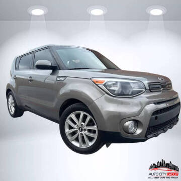 2018 Kia Soul +