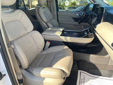 2019 Lincoln Navigator L Select