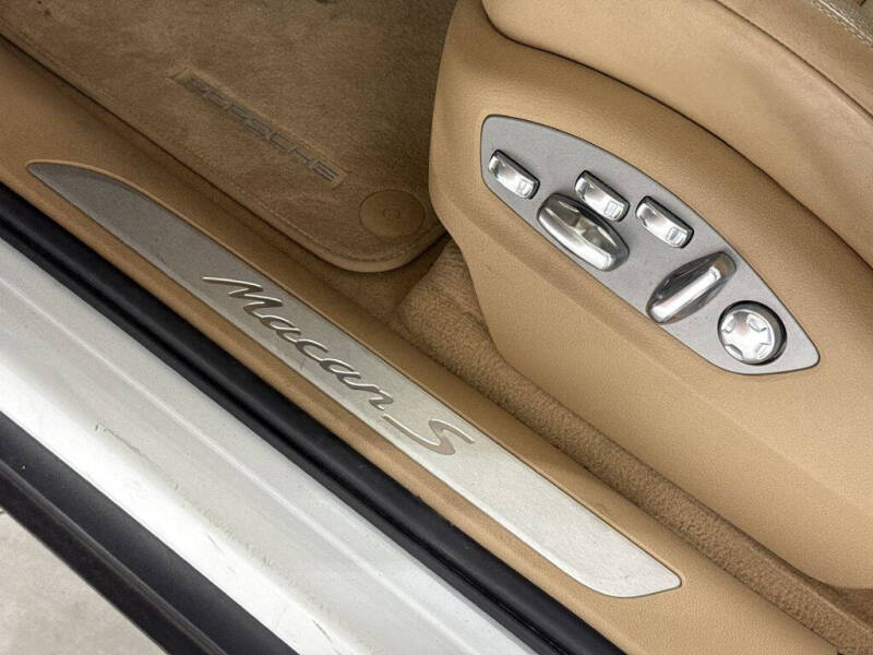 2015 Porsche Macan S