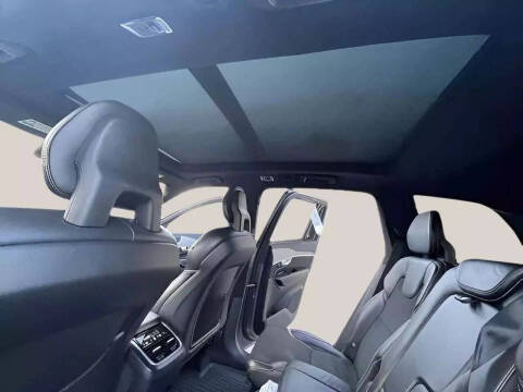 2016 Volvo XC90 T6 R-Design