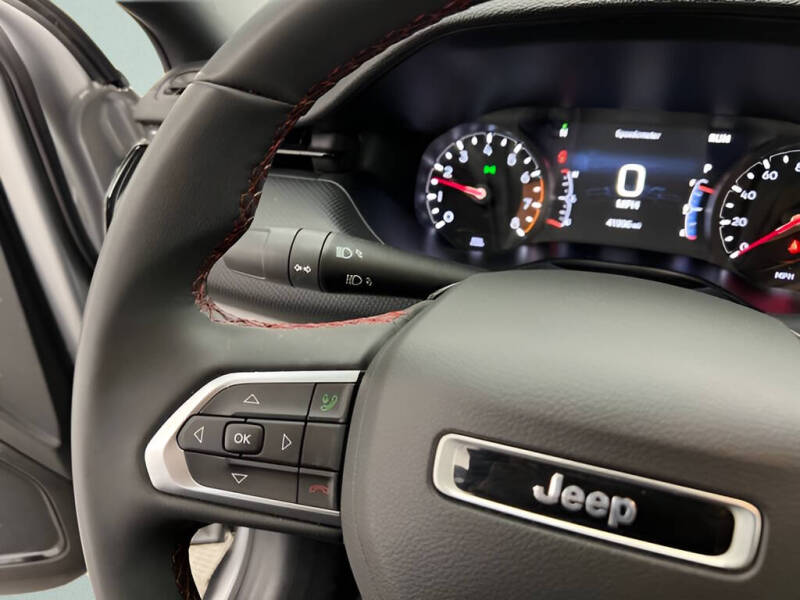 2025 Jeep Compass Trailhawk