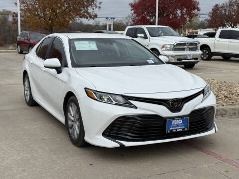 2020 Toyota Camry LE