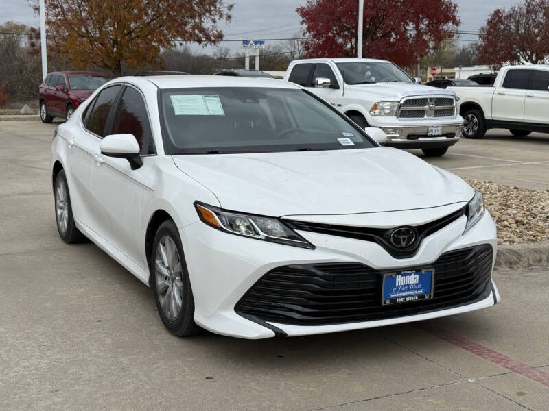2020 Toyota Camry LE