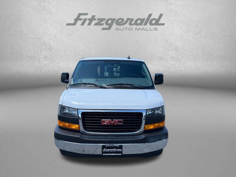 2025 GMC Savana 2500
