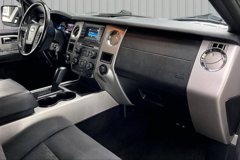 2017 Ford Expedition XLT