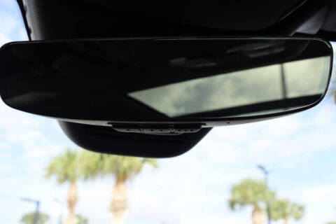 2024 Volvo XC60 Recharge T8 Ultimate Dark Theme