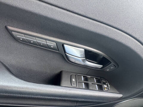 2015 Land Rover Range Rover Evoque Pure Plus