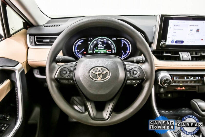 2024 Toyota RAV4 Hybrid LE