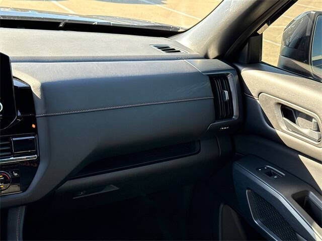 2025 Nissan Pathfinder Rock Creek