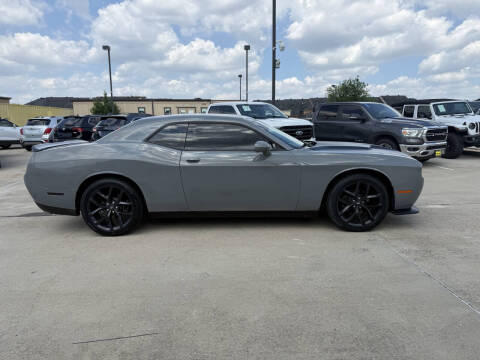 2020 Dodge Challenger SXT