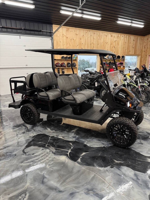 2024 E-Z-GO Express L6