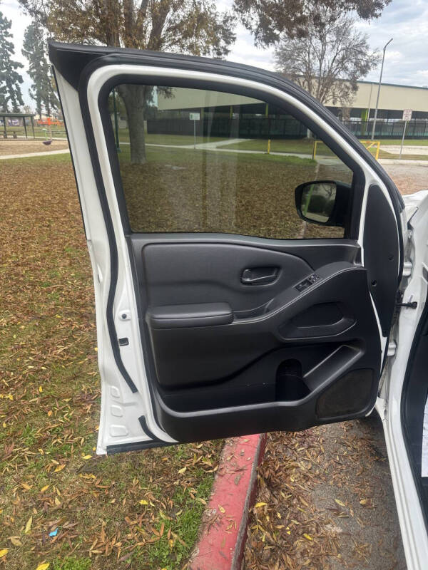 2022 Nissan Frontier