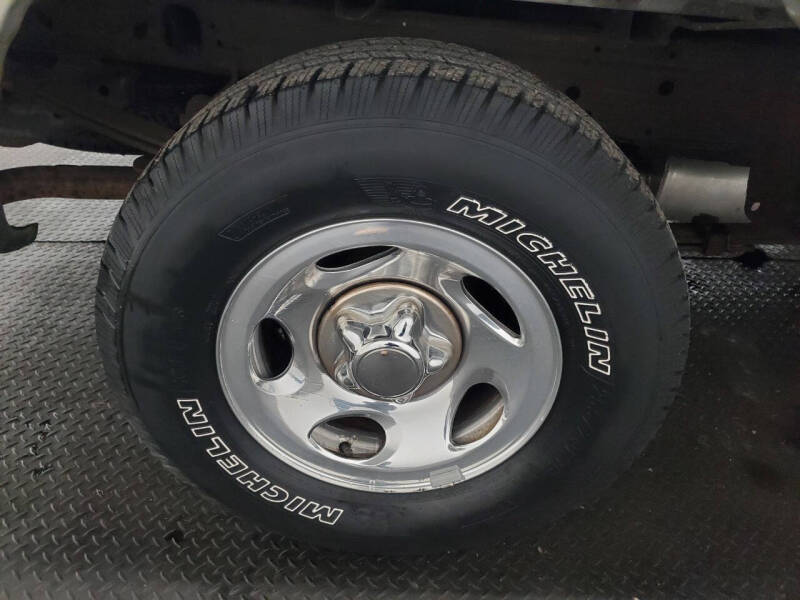 2004 Ford F-150 Heritage XL