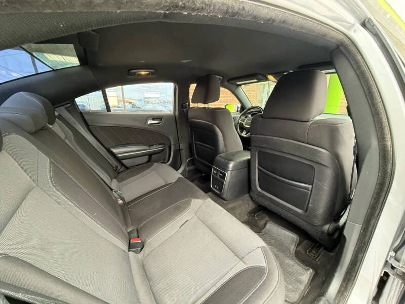 2016 Dodge Charger SXT