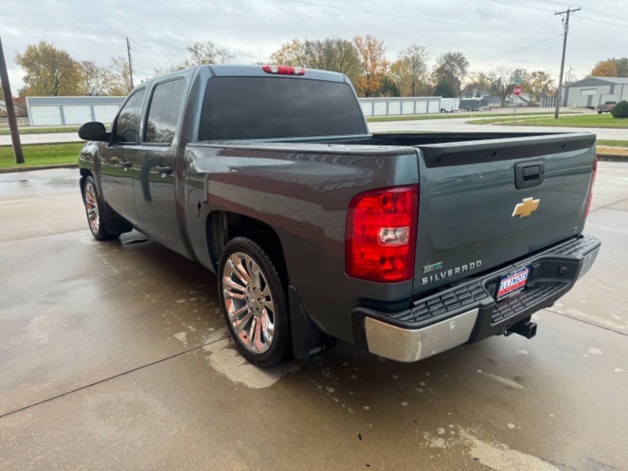 2012 Chevrolet Silverado 1500 for sale at Illinois Auto Wholesalers in Tolono, IL