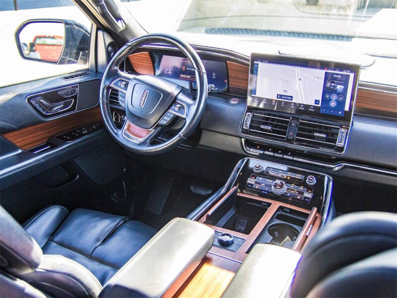 2024 Lincoln Navigator Premiere