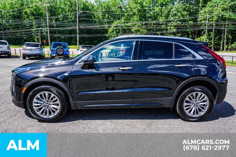 2025 Cadillac XT4 Premium Luxury