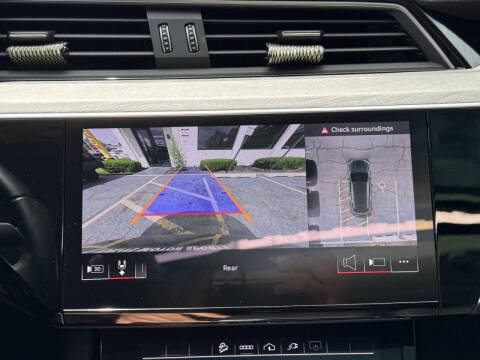 2024 Audi Q8 e-tron quattro Premium Plus