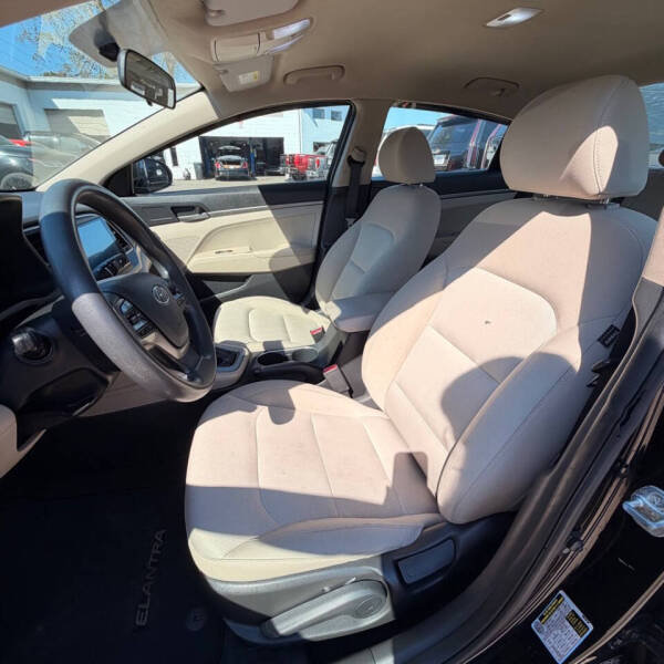 2018 Hyundai Elantra