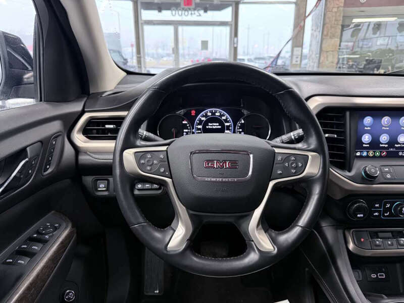 2021 GMC Acadia Denali
