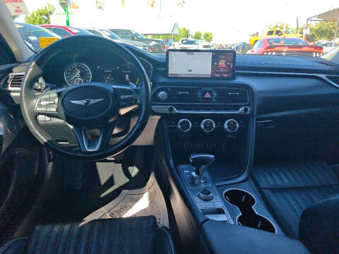 2022 Genesis G70