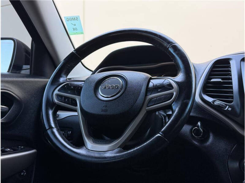 2017 Jeep Cherokee Latitude