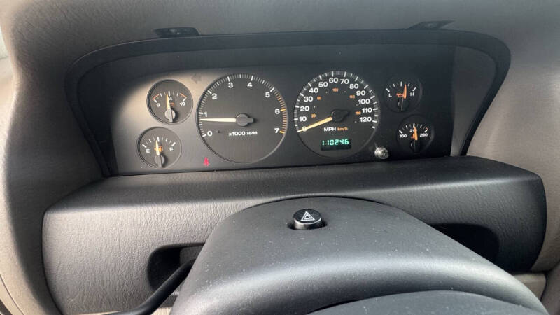 2004 Jeep Grand Cherokee Laredo