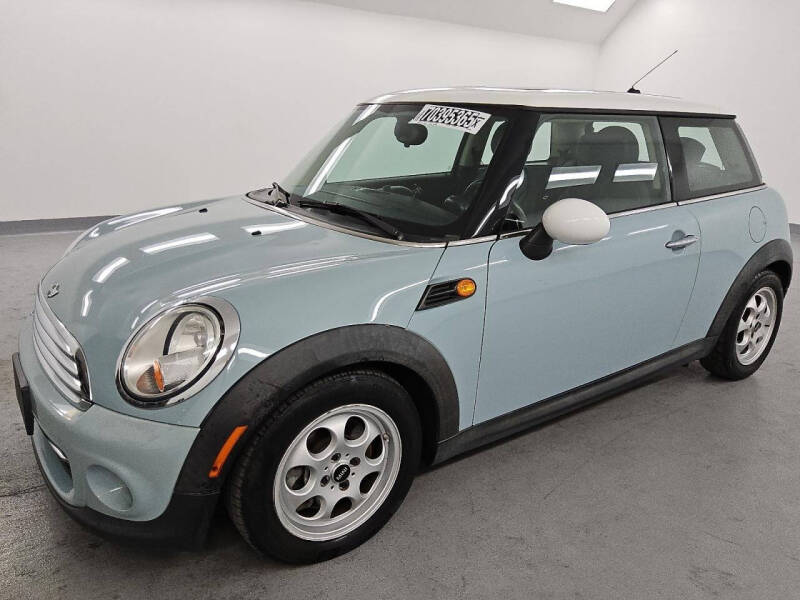 2013 MINI Cooper Base's photo