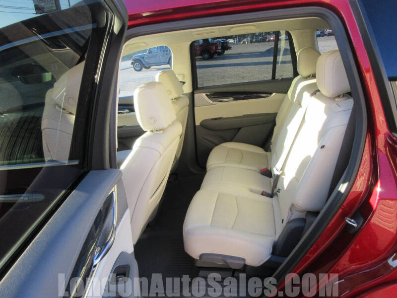 2023 Cadillac XT6 Premium Luxury