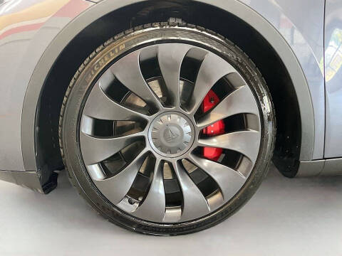 2023 Tesla Model Y Performance