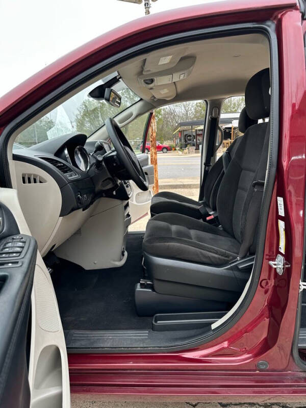 2019 Dodge Grand Caravan SE photo 19