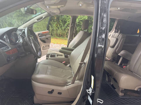 2015 Chrysler Town and Country Touring