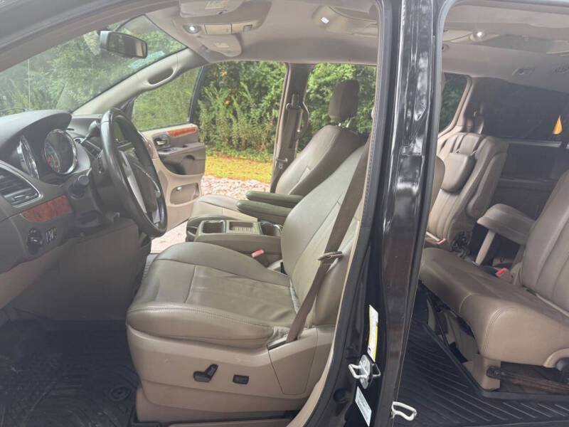 2015 Chrysler Town and Country Touring