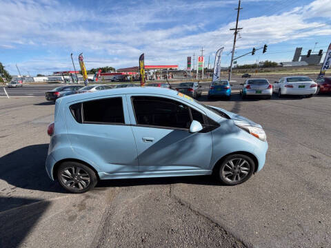 2015 Chevrolet Spark EV 2LT