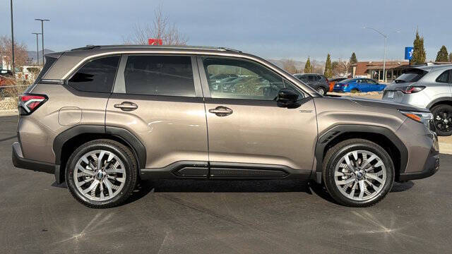 2025 Subaru Forester Touring Hybrid