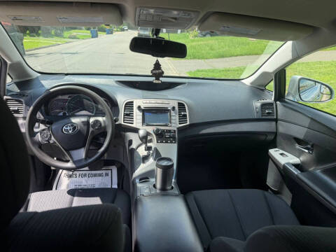 2015 Toyota Venza LE