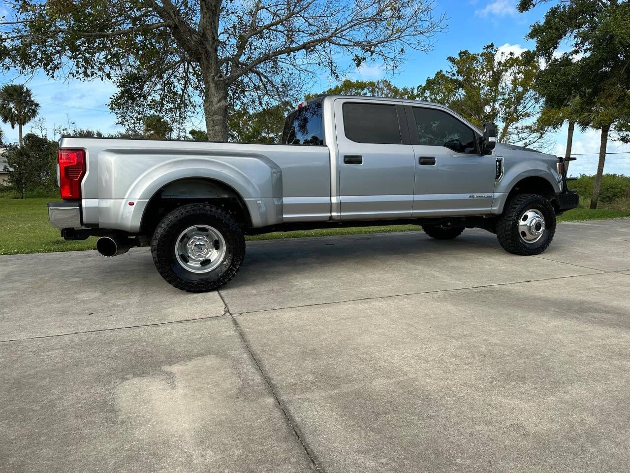 2020 Ford F-350 Super Duty for sale at DIESEL TRUCK SOURCE in Sebastian, FL