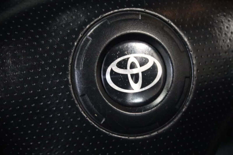 2004 Toyota MR2 Spyder