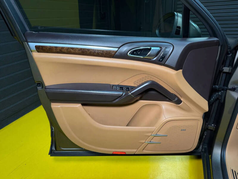 2014 Porsche Cayenne