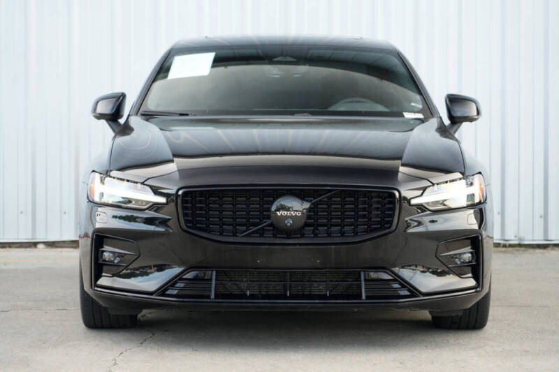 2024 Volvo S60 B5 Plus Black Edition